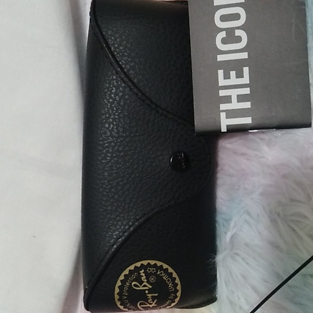 SALE! Authentic New Ray-Ban Sunglasses Everything You See Included - Picture 3 of 12